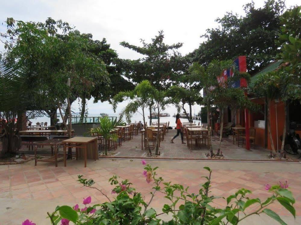 Two Easy Bungalow Hotel Sihanoukville Exterior foto